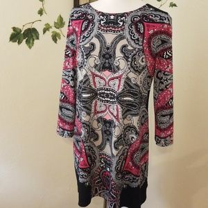 Pretty print sheath dress.